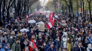 Protestos contra vacinação obrigatória, Passaporte Sanitário e vacinação em crianças